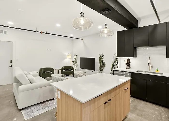 Historic Beacon Loft Downtown Apartment Tulsa